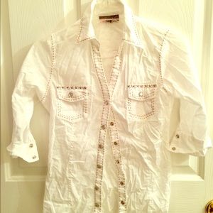 Mid sleeve white button down shirt